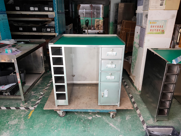 防靜電工作臺.jpg